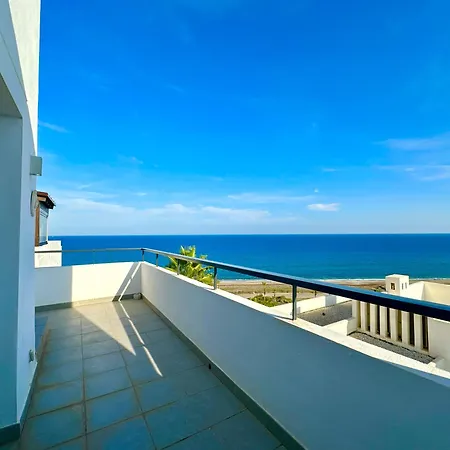 Casa Marvista Penthouse Apartment El Agua del Medio